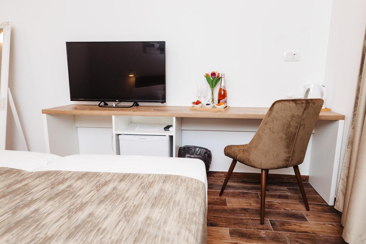 Villa Diana Tribunj  Ngoại thất bức ảnh